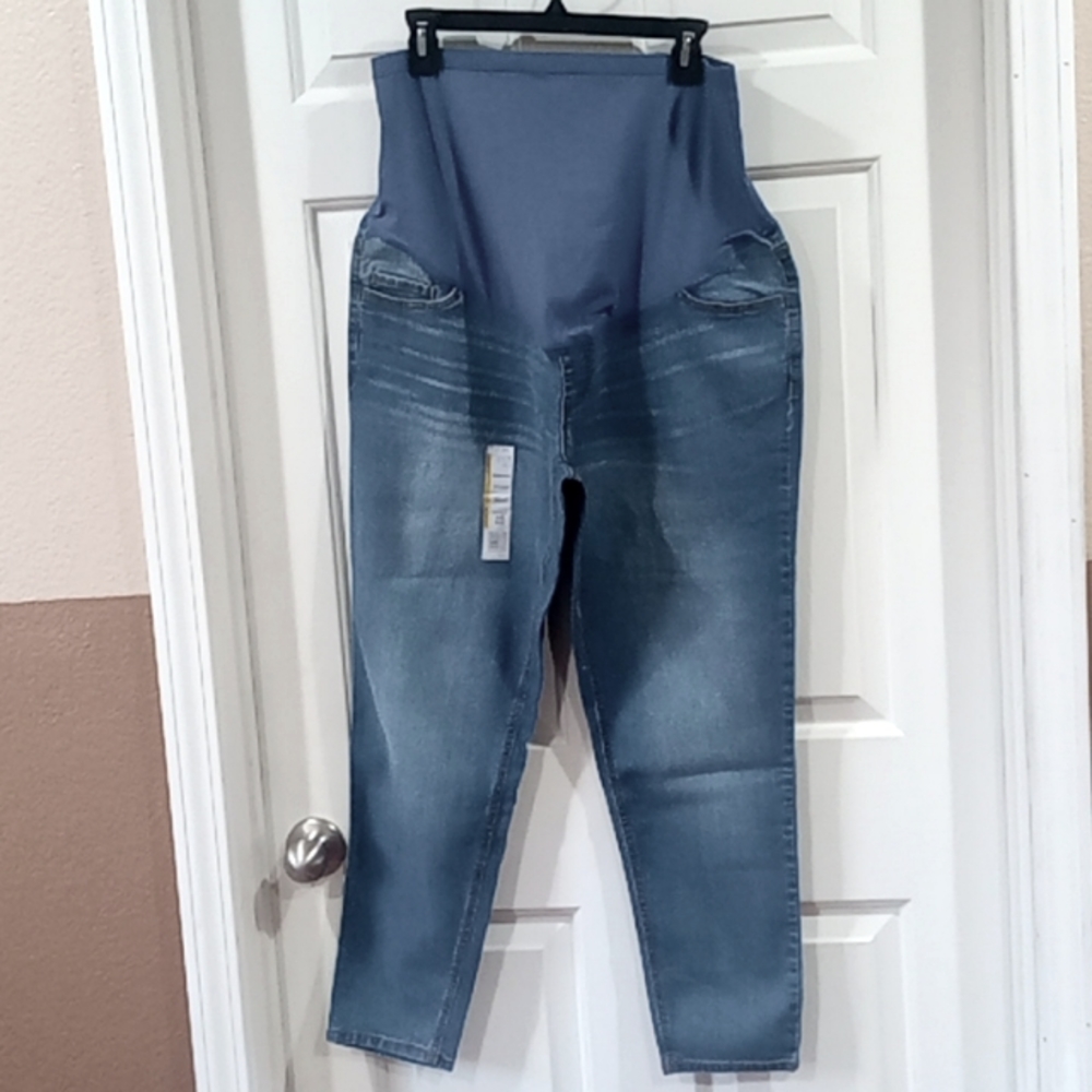 Time and Tru Maternity Denim Skinny Leg Jeans